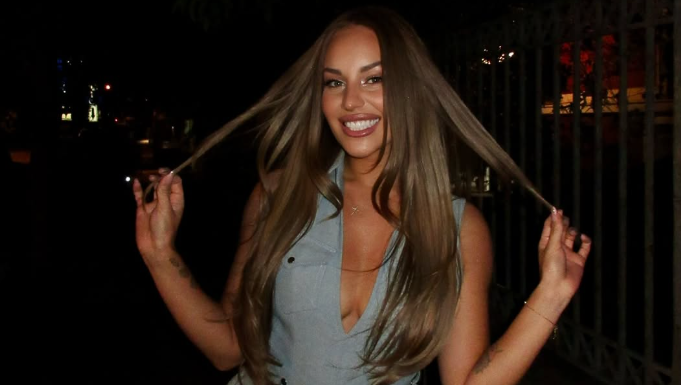 Ανδρομάχη: Θα την απολαύσουμε για καλό σκοπό στο πιο ανεβαστικό χριστουγεννιάτικο party στη Λακατάμια